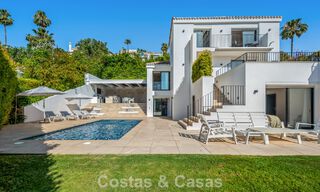 Elegante luxevilla met eigentijds-mediterrane architectuur te koop in een besloten wijk in Nueva Andalucia, Marbella 803419 