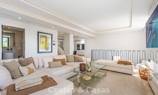 Elegante luxevilla met eigentijds-mediterrane architectuur te koop in een besloten wijk in Nueva Andalucia, Marbella 803441 