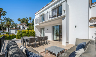 Elegante luxevilla met eigentijds-mediterrane architectuur te koop in een besloten wijk in Nueva Andalucia, Marbella 803465 