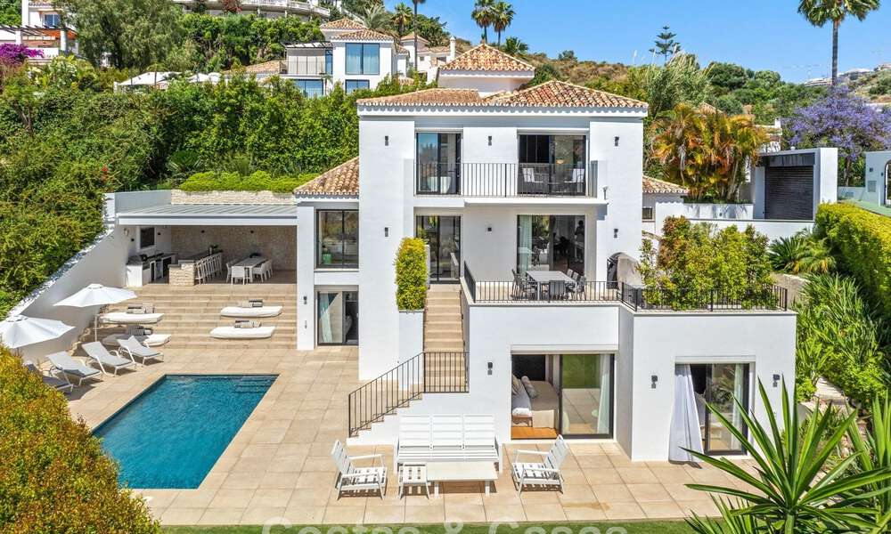 Elegante luxevilla met eigentijds-mediterrane architectuur te koop in een besloten wijk in Nueva Andalucia, Marbella 803469