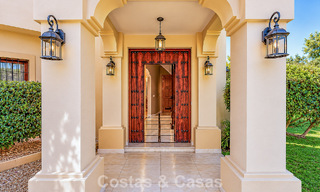Ruime Mediterrane villa met zeezicht en fantastisch renovatiepotentieel te koop in La Quinta, Marbella - Benahavis 803475 