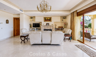 Ruime Mediterrane villa met zeezicht en fantastisch renovatiepotentieel te koop in La Quinta, Marbella - Benahavis 803487 