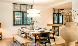 Gelijkvloerse luxevilla met Spaanse bouwstijl en directe toegang tot de golfbaan te koop in Marbella - Benahavis 803513 