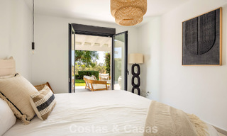 Gelijkvloerse luxevilla met Spaanse bouwstijl en directe toegang tot de golfbaan te koop in Marbella - Benahavis 803537 
