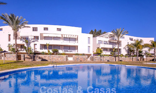 Instapklaar appartement met panoramisch zeezicht te koop ten oosten van Marbella centrum 803663 