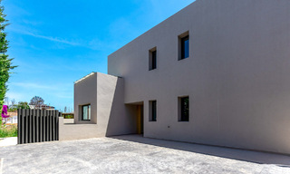 Nieuwe, exclusieve, instapklare, moderne villa te koop in een strandwijk tegen San Pedro, Marbella 803579 