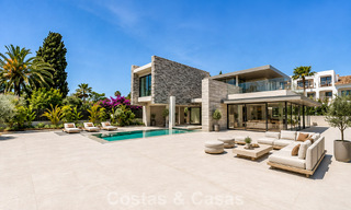 Nieuwe, exclusieve, instapklare, moderne villa te koop in een strandwijk tegen San Pedro, Marbella 803592 