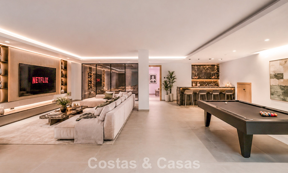 Nieuwe, exclusieve, instapklare, moderne villa te koop in een strandwijk tegen San Pedro, Marbella 803600