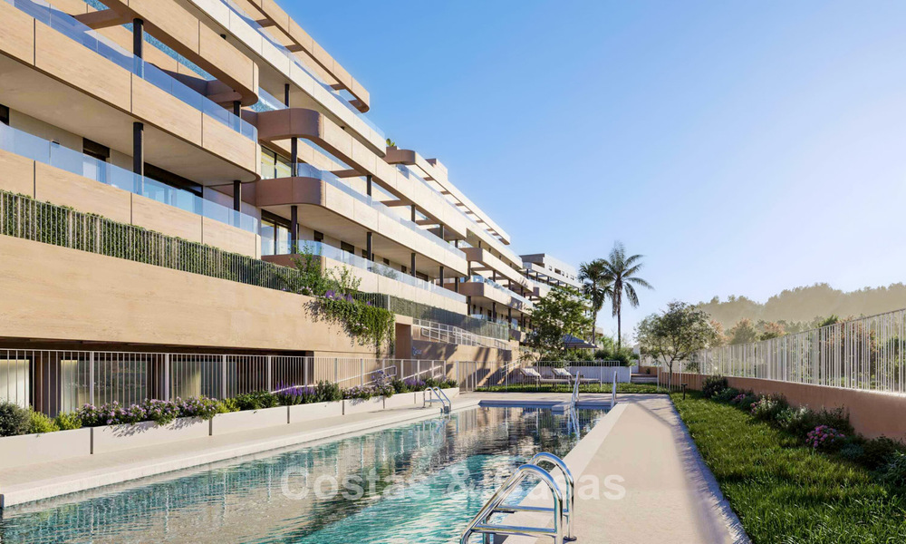 Eigentijdse luxe nieuwbouwappartementen te koop aan de golf in Estepona 803606