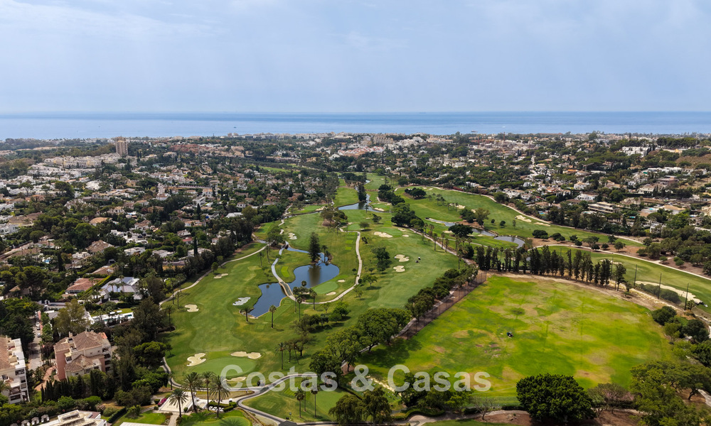 Ruim appartement met royaal terras te koop op loopafstand van de voorzieningen in Aloha in Nueva Andalucia, Marbella 803624