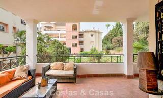 Ruim appartement met royaal terras te koop op loopafstand van de voorzieningen in Aloha in Nueva Andalucia, Marbella 803655 