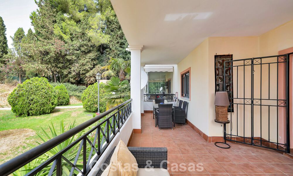 Ruim appartement met royaal terras te koop op loopafstand van de voorzieningen in Aloha in Nueva Andalucia, Marbella 803661