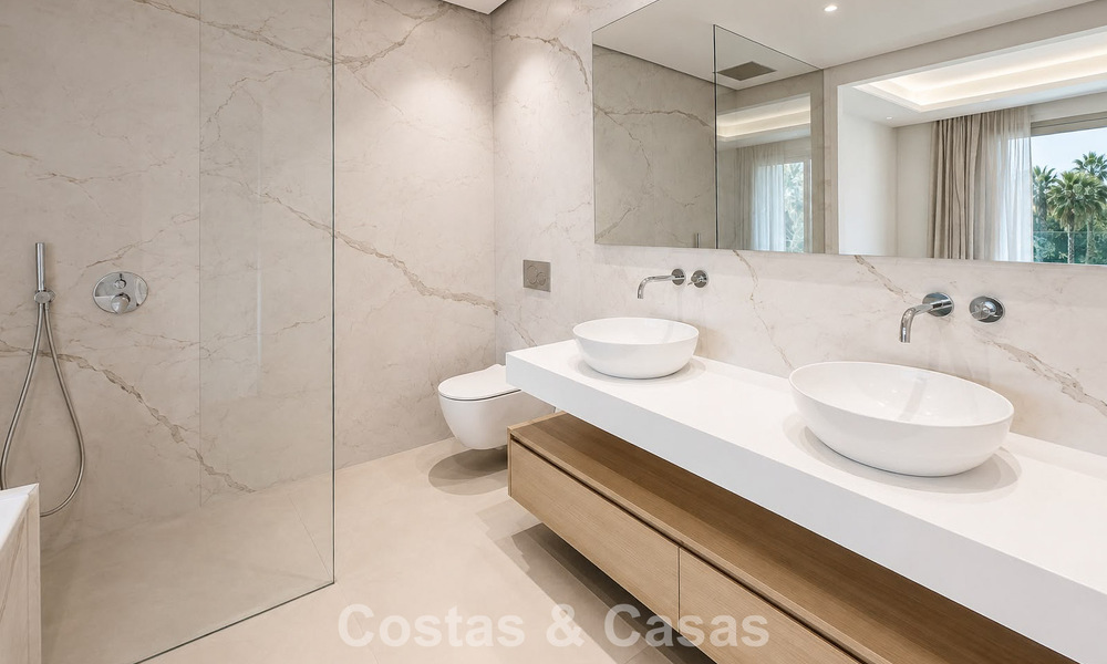 Instapklaar, prestigieus modern 3-slaapkamer appartement te koop op Marbella’s Golden Mile 803781