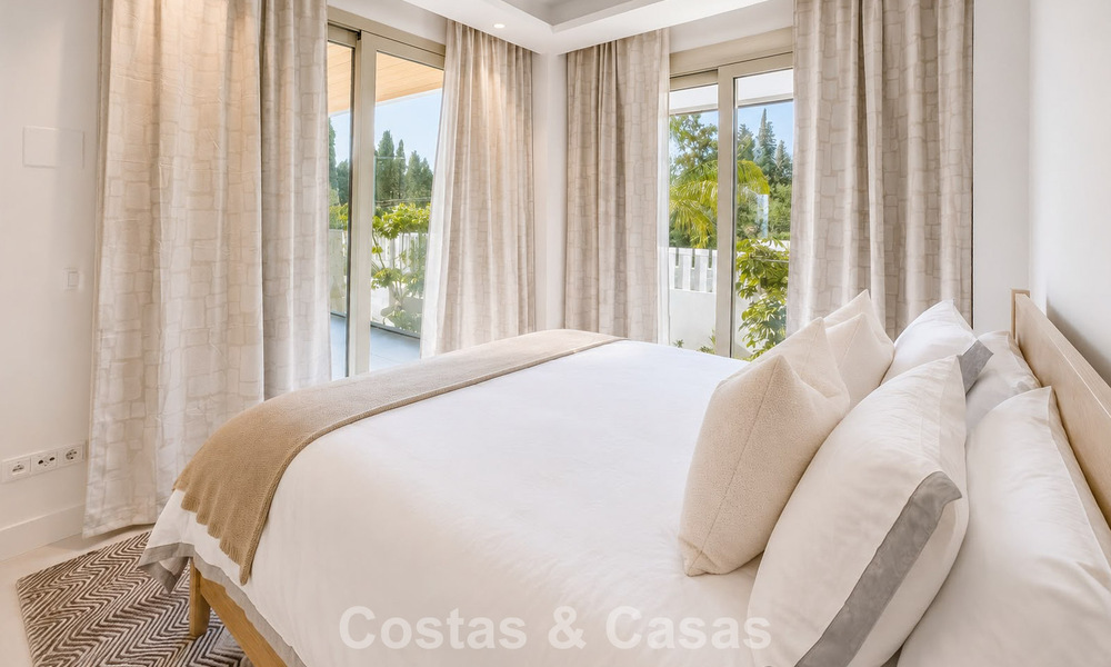 Instapklaar, prestigieus modern 3-slaapkamer appartement te koop op Marbella’s Golden Mile 803784