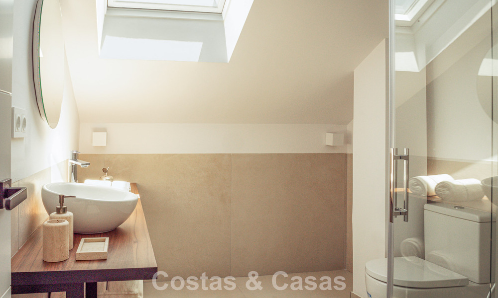Boutique penthouse te koop op wandelafstand van voorzieningen en Puerto Banus in Nueva Andalucia, Marbella 803818
