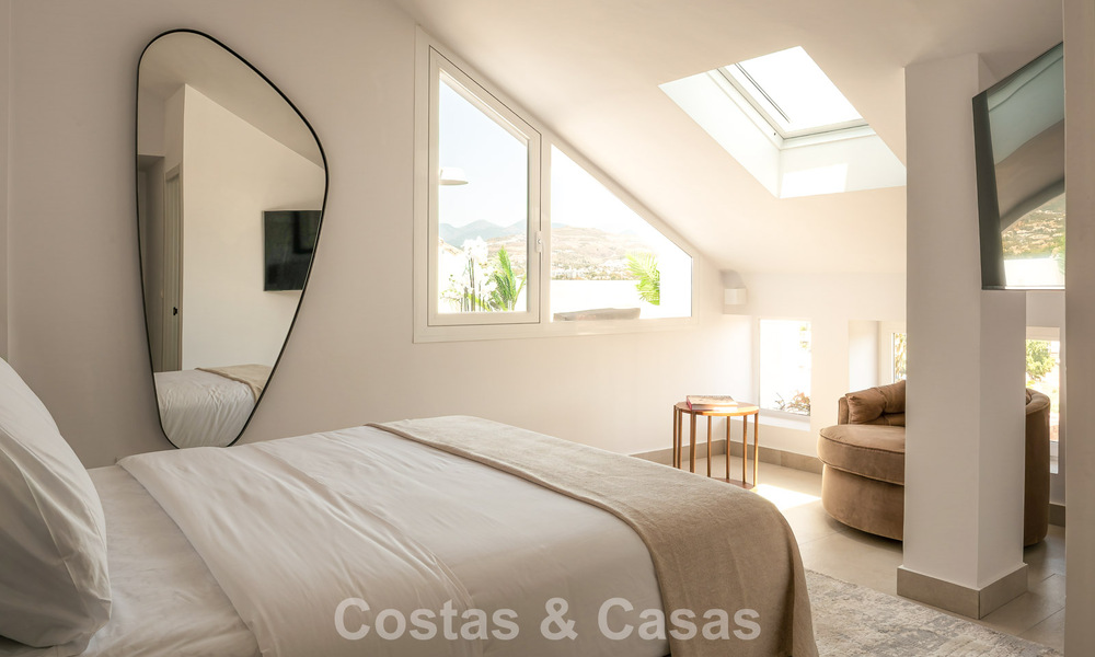 Boutique penthouse te koop op wandelafstand van voorzieningen en Puerto Banus in Nueva Andalucia, Marbella 803819