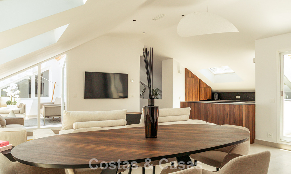 Boutique penthouse te koop op wandelafstand van voorzieningen en Puerto Banus in Nueva Andalucia, Marbella 803828