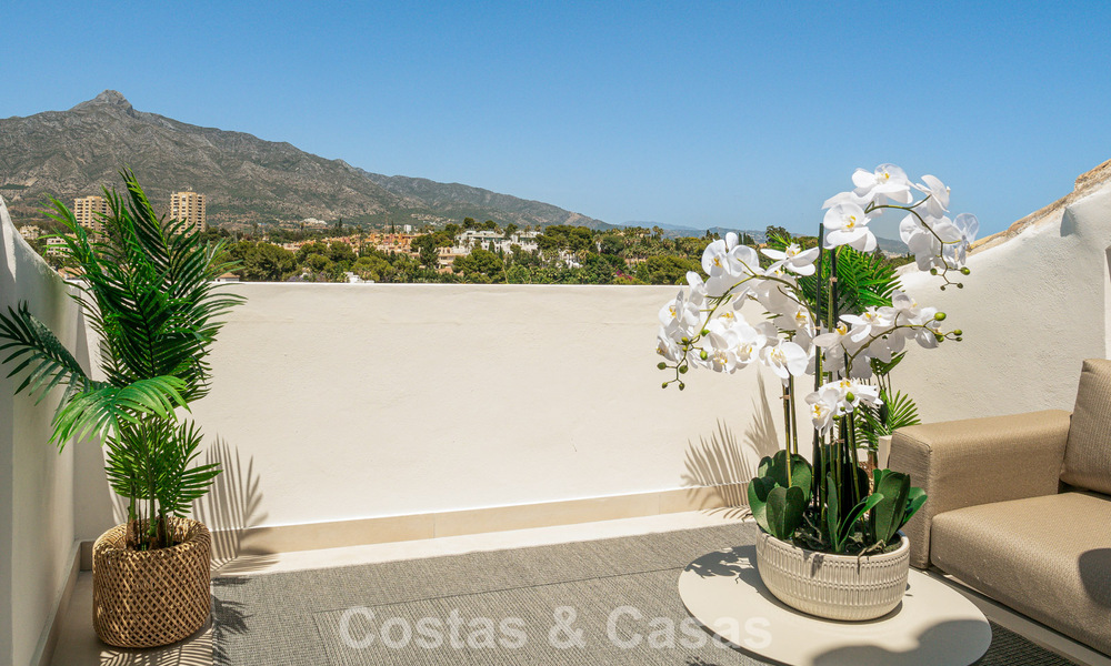 Boutique penthouse te koop op wandelafstand van voorzieningen en Puerto Banus in Nueva Andalucia, Marbella 803833