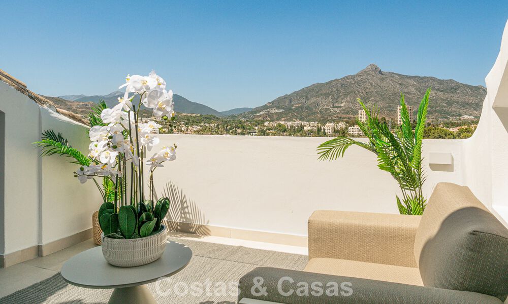 Boutique penthouse te koop op wandelafstand van voorzieningen en Puerto Banus in Nueva Andalucia, Marbella 803834