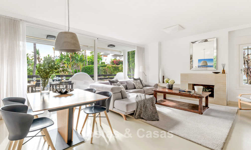Exclusieve halfvrijstaande woning met dakterras te koop op Marbella’s Golden Mile 803851