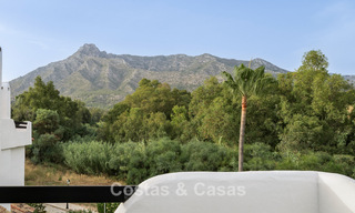 Exclusieve halfvrijstaande woning met dakterras te koop op Marbella’s Golden Mile 803866 