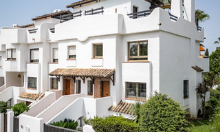 Exclusieve halfvrijstaande woning met dakterras te koop op Marbella’s Golden Mile 803872 