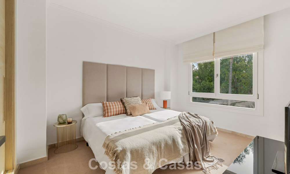 Exclusieve halfvrijstaande woning met dakterras te koop op Marbella’s Golden Mile 803900