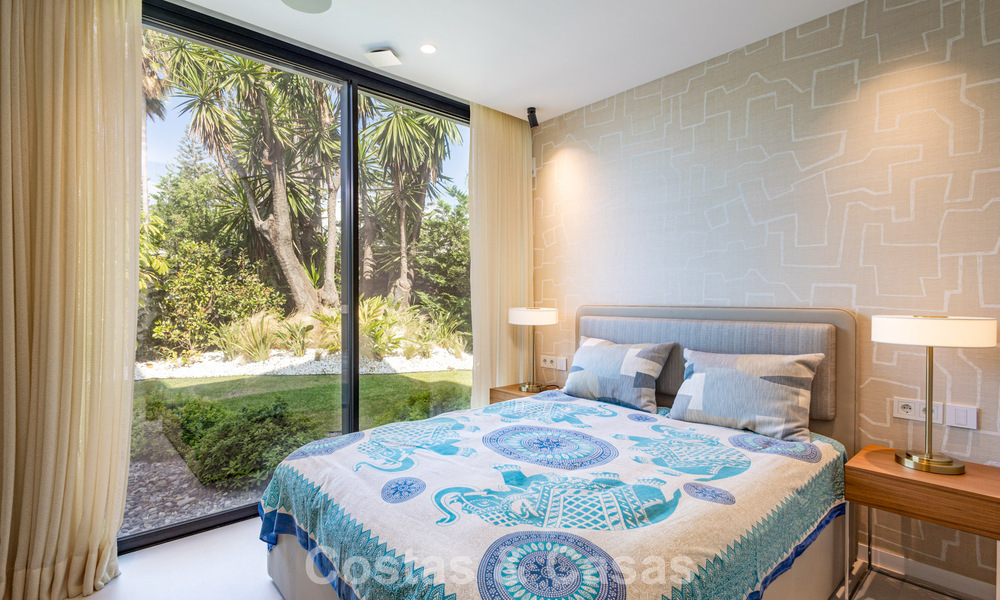 Geavanceerde moderne luxevilla aan te koop aan het strand in San Pedro, Marbella 803668