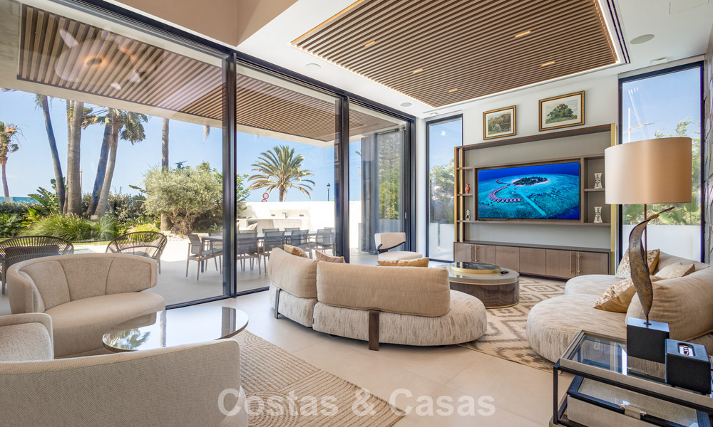 Geavanceerde moderne luxevilla aan te koop aan het strand in San Pedro, Marbella 803671