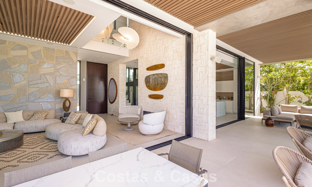 Geavanceerde moderne luxevilla aan te koop aan het strand in San Pedro, Marbella 803682