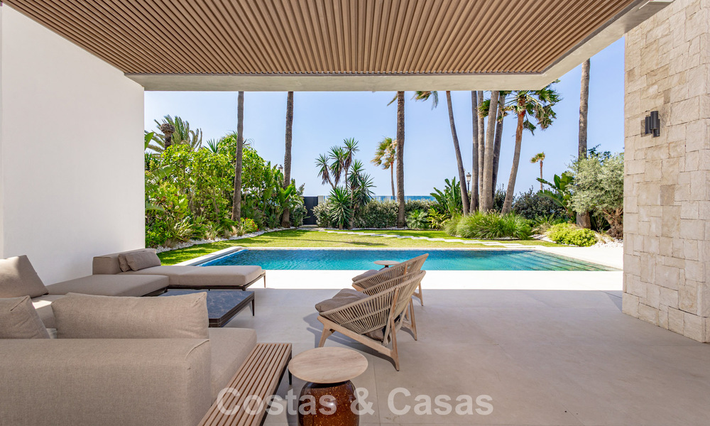 Geavanceerde moderne luxevilla aan te koop aan het strand in San Pedro, Marbella 803688