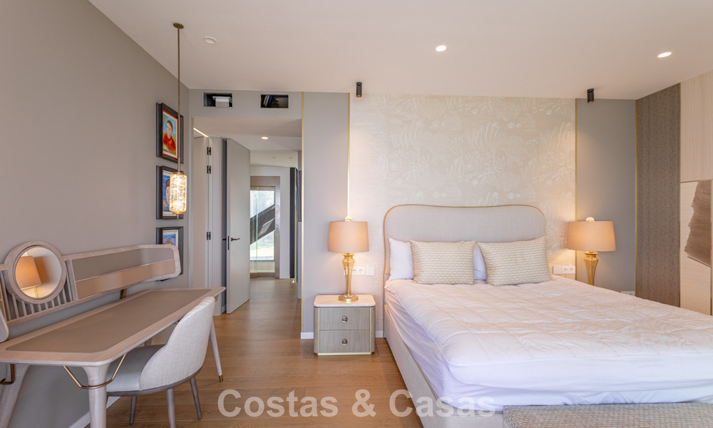 Geavanceerde moderne luxevilla aan te koop aan het strand in San Pedro, Marbella 803694