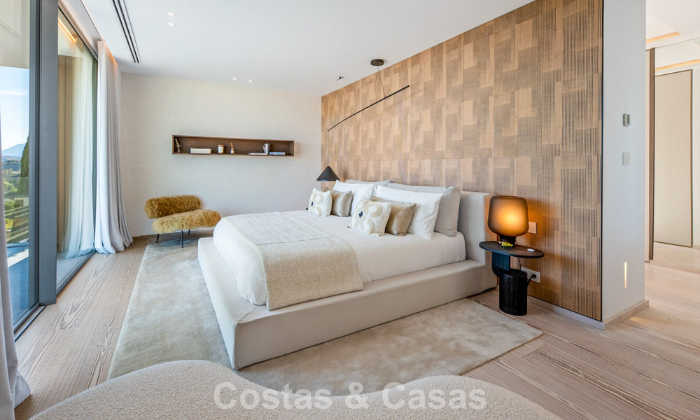 Eersteklas luxevilla met fenomenaal zeezicht te koop, in een afgesloten woonwijk van La Quinta, Marbella - Benahavis 803741