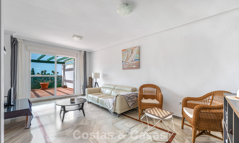 Ruim appartement te koop op loopafstand van het strand en Puerto Banus, Marbella 803945