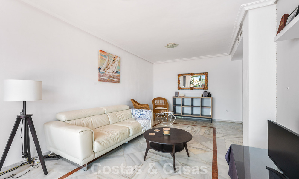 Ruim appartement te koop op loopafstand van het strand en Puerto Banus, Marbella 803948