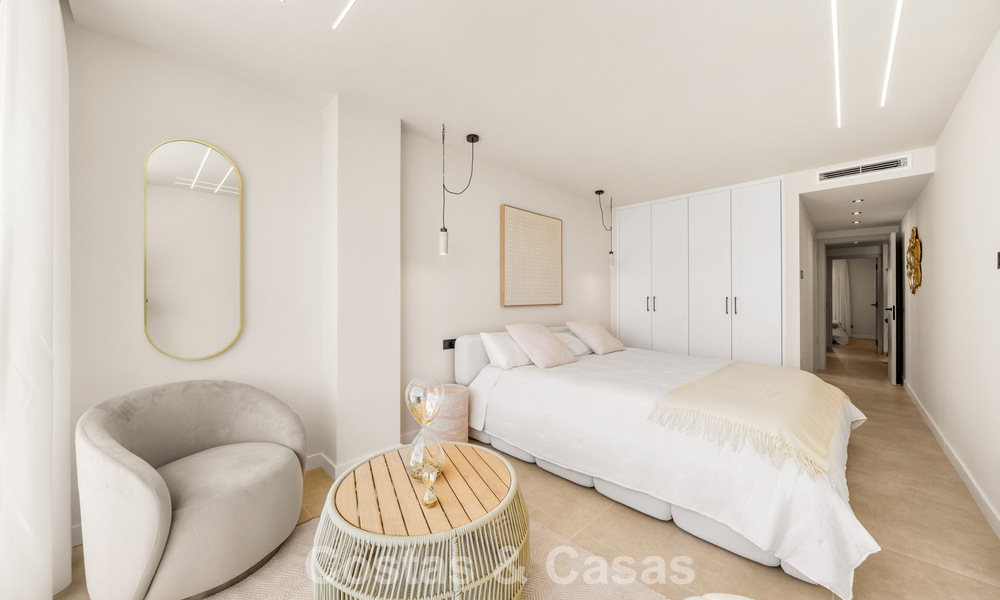 Luxe gerenoveerd appartement met panoramisch uitzicht te koop in Nueva Andalucia, Marbella 804073