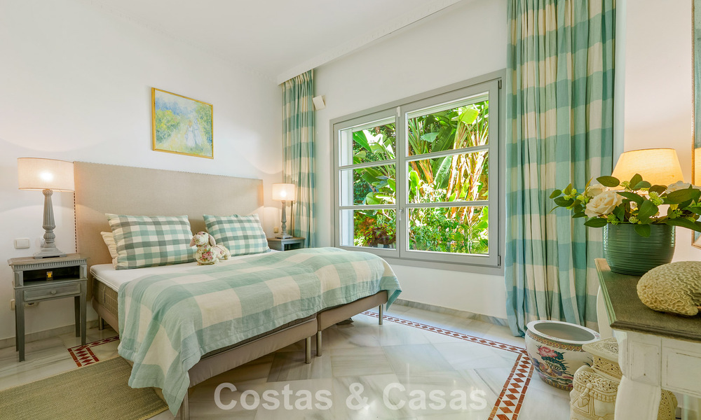 Charmante villa in een Mediterrane stijl te koop in Sierra Blanca op Marbella’s Golden Mile 804008