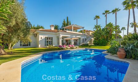 Charmante villa in een Mediterrane stijl te koop in Sierra Blanca op Marbella’s Golden Mile 804029