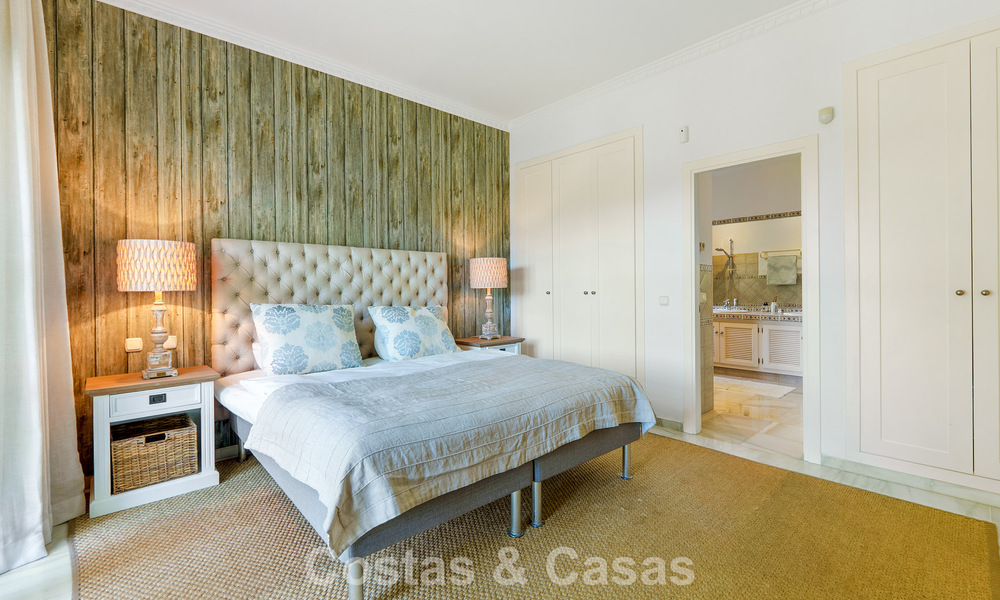 Charmante villa in een Mediterrane stijl te koop in Sierra Blanca op Marbella’s Golden Mile 804030