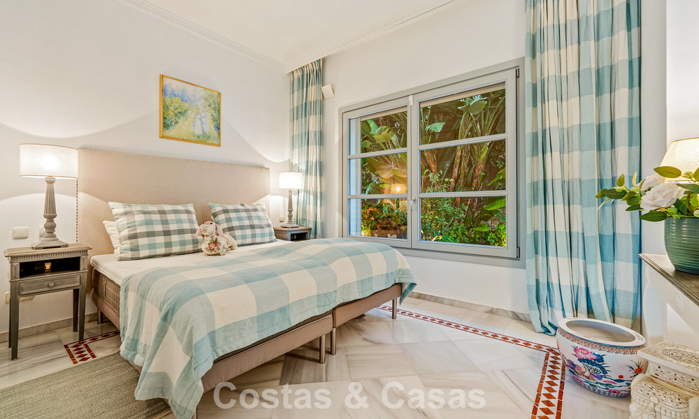 Charmante villa in een Mediterrane stijl te koop in Sierra Blanca op Marbella’s Golden Mile 804039