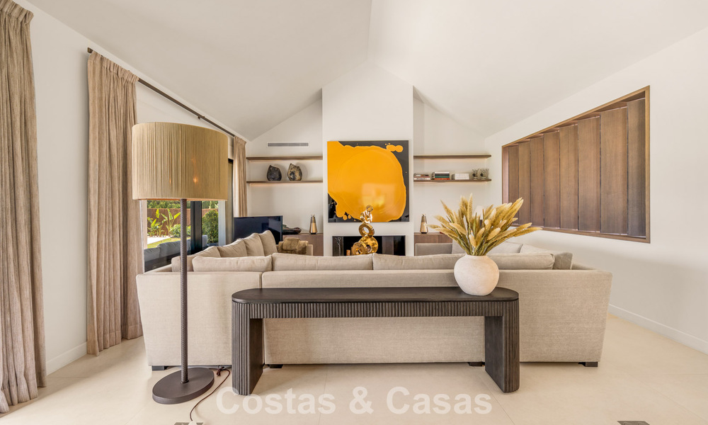 Stijlvol gerenoveerde mediterrane villa te koop in Cascada de Camojan op Marbella’s Golden Mile 804159