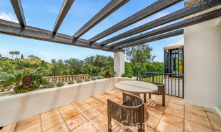 Stijlvol gerenoveerde mediterrane villa te koop in Cascada de Camojan op Marbella’s Golden Mile 804160 
