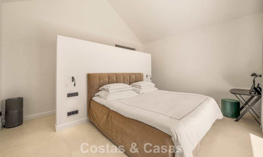 Stijlvol gerenoveerde mediterrane villa te koop in Cascada de Camojan op Marbella’s Golden Mile 804161