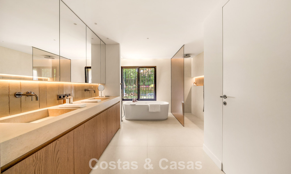 Stijlvol gerenoveerde mediterrane villa te koop in Cascada de Camojan op Marbella’s Golden Mile 804163