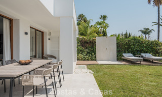Hoogwaardig gerenoveerd duplex tuinappartement te koop in Nueva Andalucia, Marbella 804188 