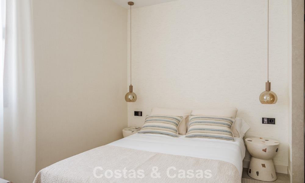 Hoogwaardig gerenoveerd duplex tuinappartement te koop in Nueva Andalucia, Marbella 804199