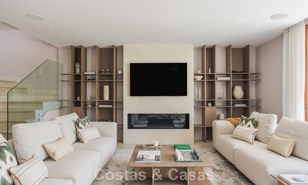 Hoogwaardig gerenoveerd duplex tuinappartement te koop in Nueva Andalucia, Marbella 804207