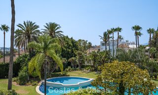 Hoogwaardig gerenoveerd duplex tuinappartement te koop in Nueva Andalucia, Marbella 804224 