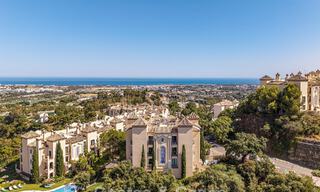 Luxe penthouse met panoramisch zeezicht te koop in La Quinta, Marbella - Benahavis 804290 