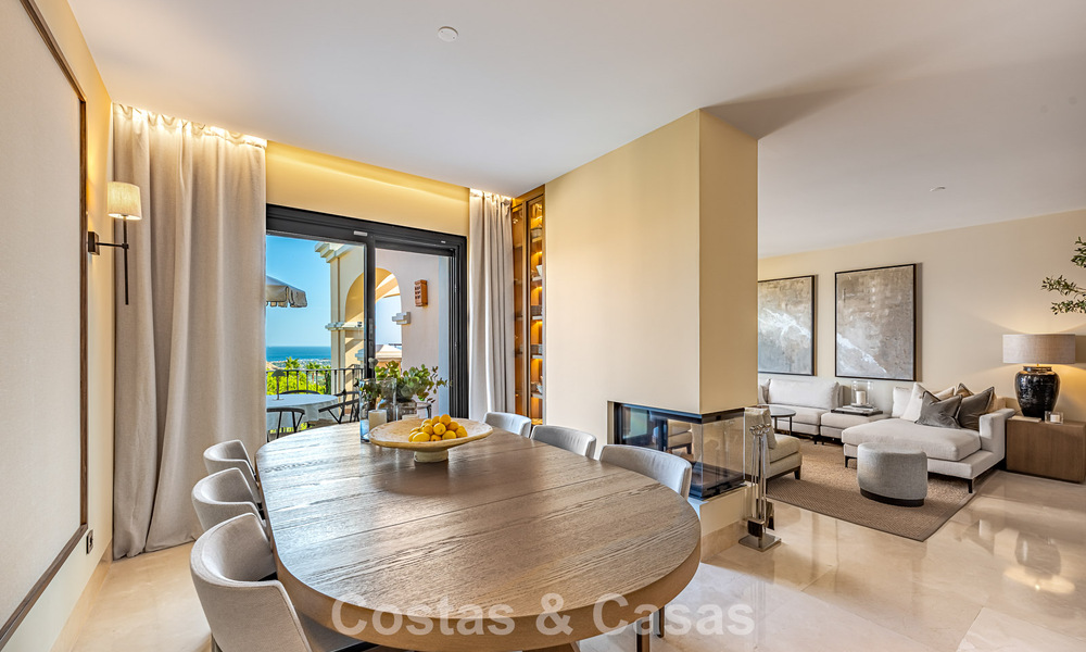 Luxe penthouse met panoramisch zeezicht te koop in La Quinta, Marbella - Benahavis 804300